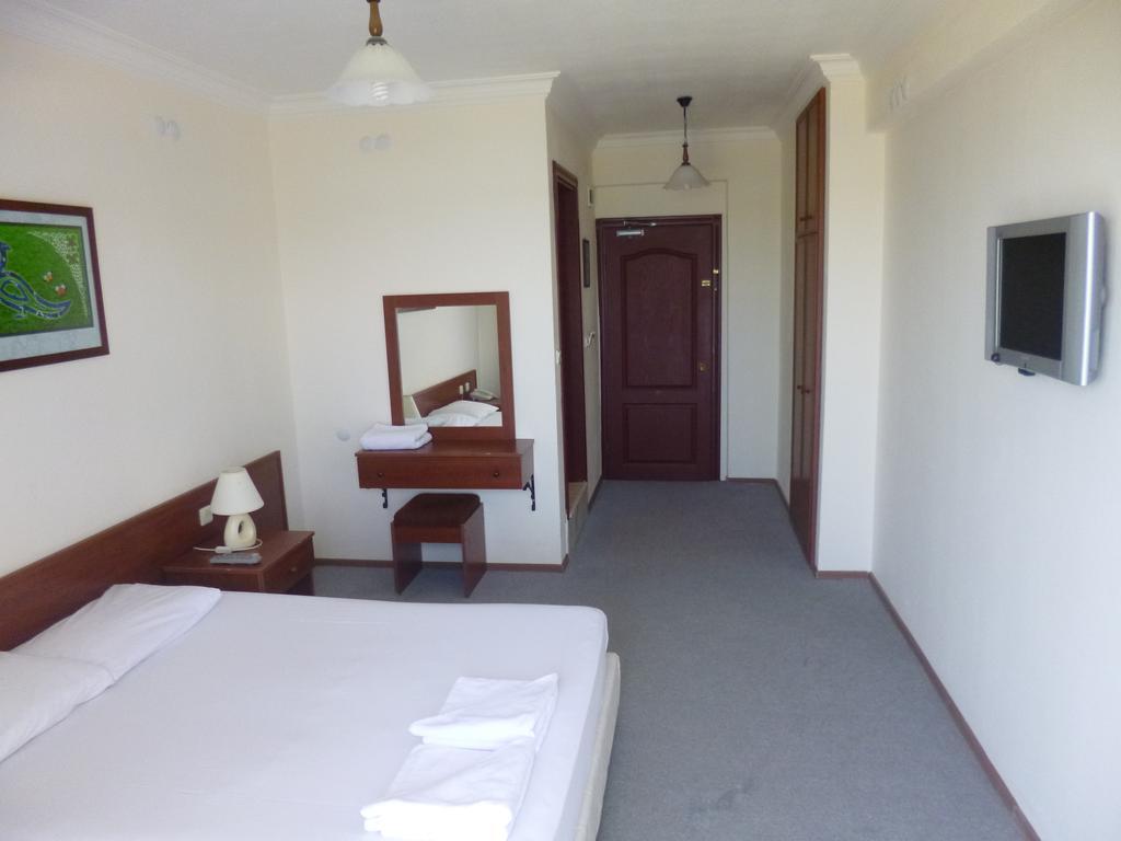 Albayrak Hotel Cesme Quarto foto