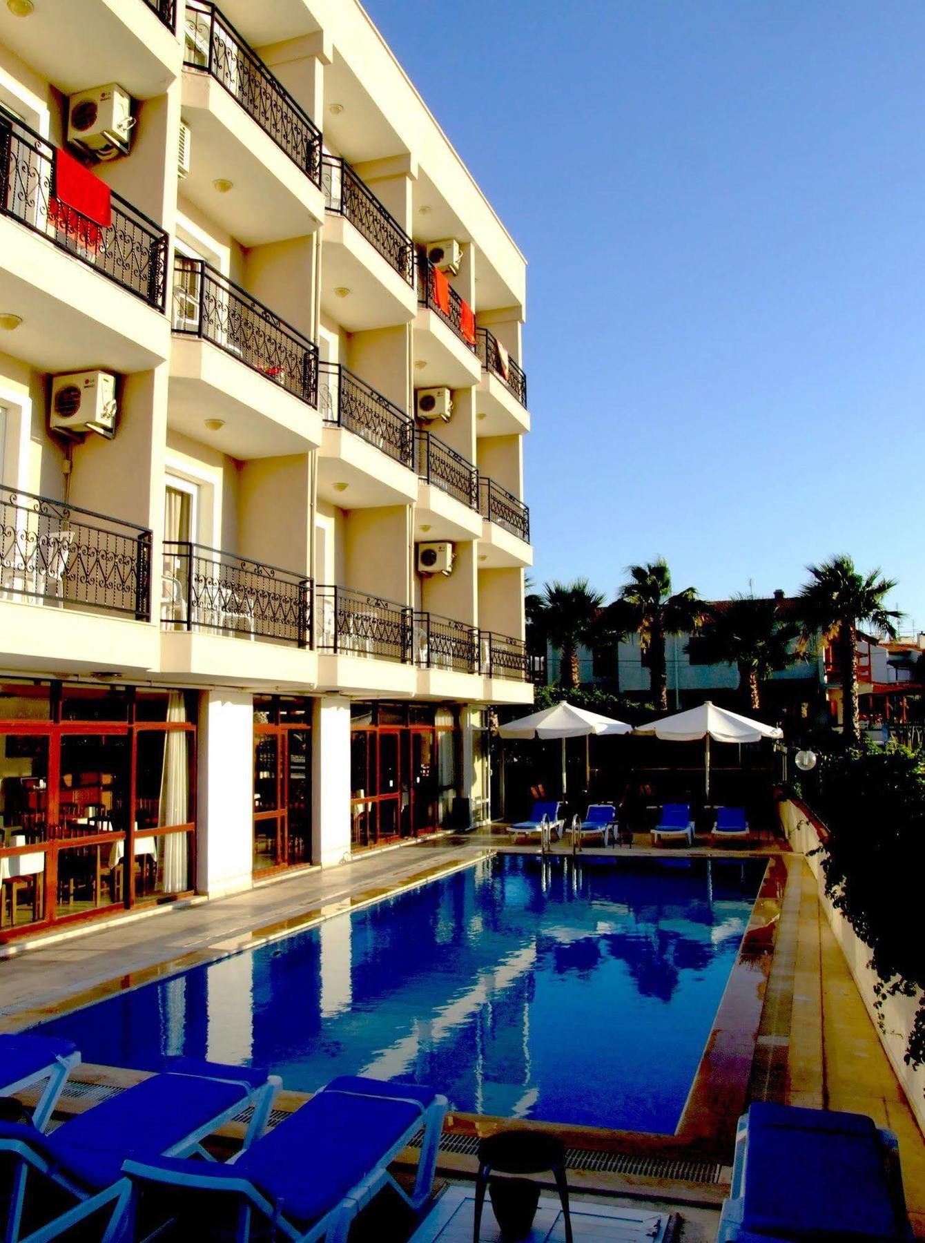 Albayrak Hotel Cesme Exterior foto